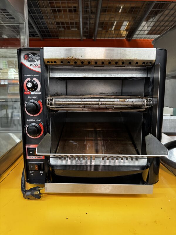 APW-Wyott Conveyor Toaster XTRM-2 SH10285
